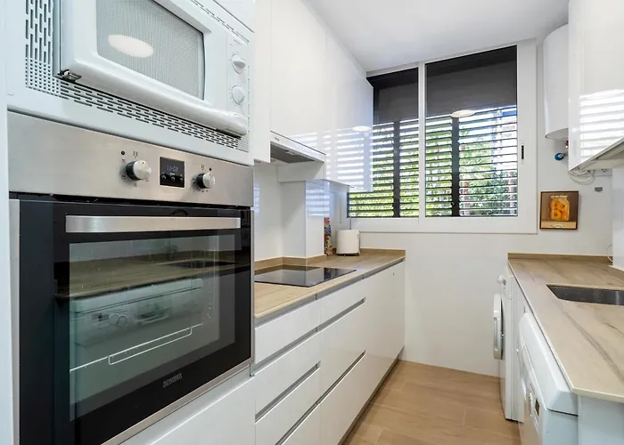 Daire And Pool Cambrils